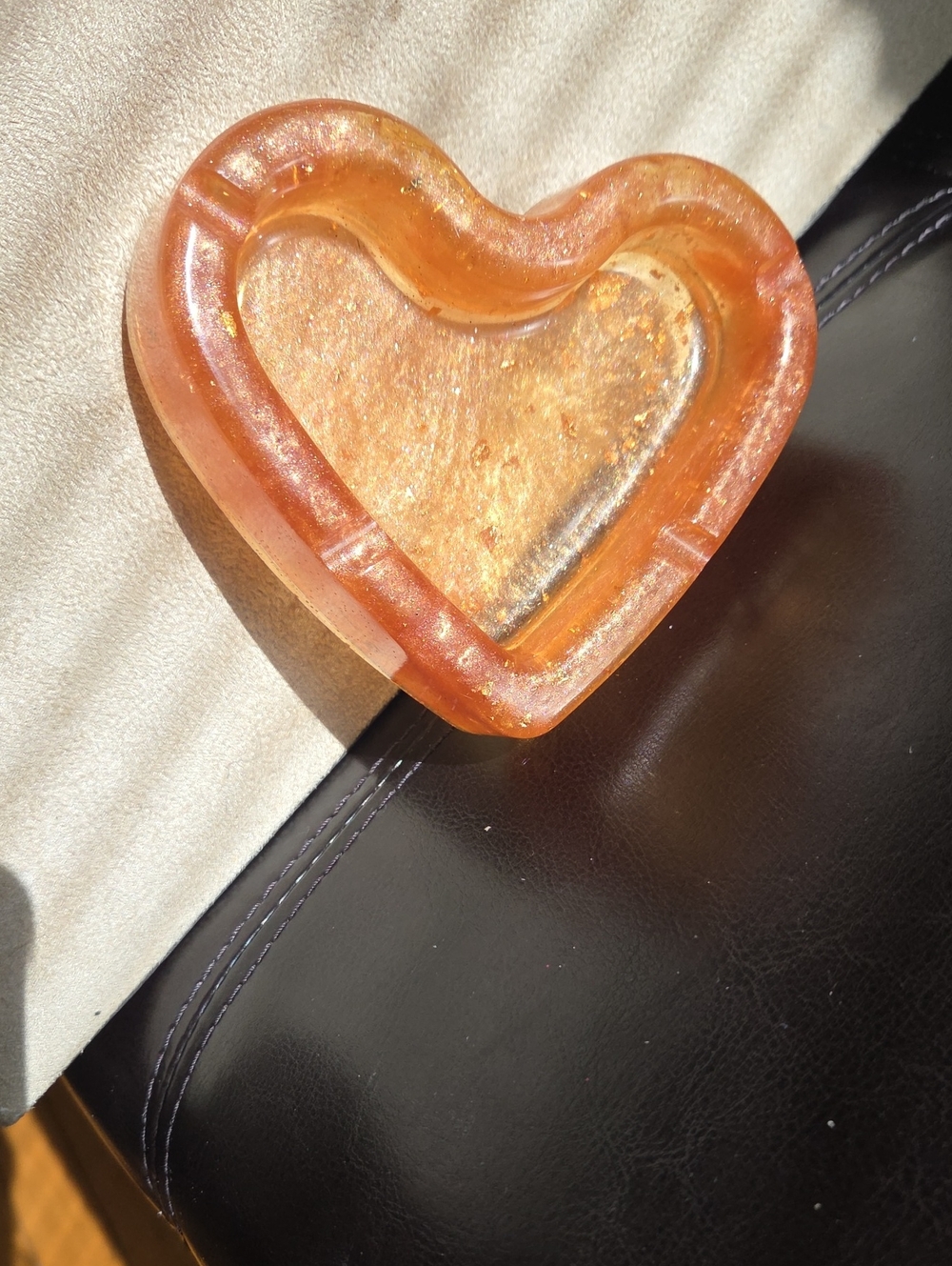 ✨️Handmade Rose Gold Heart-Shaped Resin Ashtray